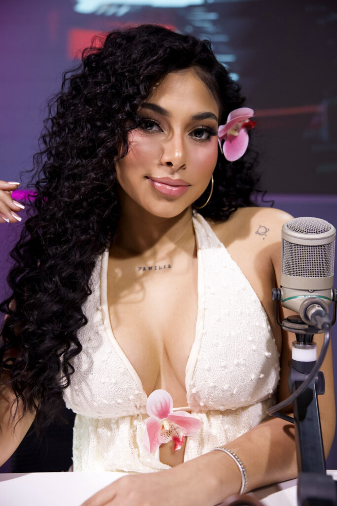 Karola confiesa que consideró irse a Colombia tras agresión y "comentarios xenófobos" en La Casa de Alofoke 2 - Noticias de hoy en República Dominicana | De Último Minuto