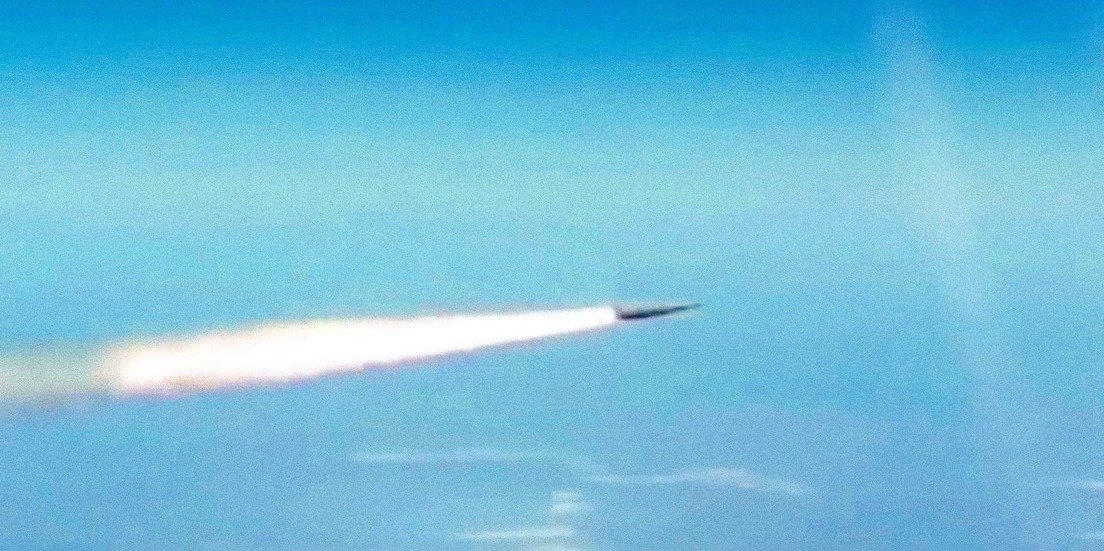 Rusia ataca plantas de industria militar de Ucrania con misiles Kinzhal