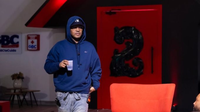 Alofoke escala al Top 2 de noticias en YouTube, según SocialBladeRank por encima de CNN y ABC