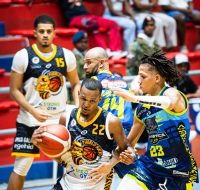Lobos y Ciro Pérez salen airosos en jornada del viernes en el Torneo de Baloncesto Superior de San Cristóbal