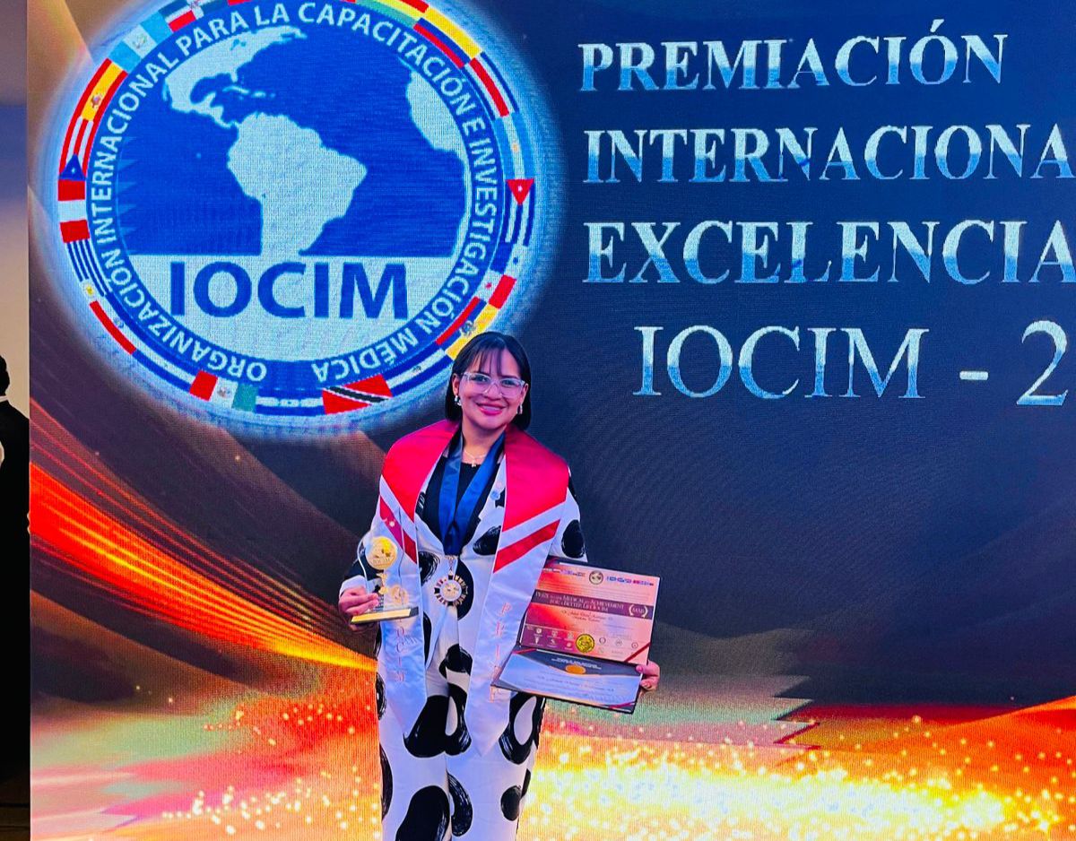 Doctora Alillenska Ceballo recibe premio internacional de la OICIM por su destacada labor