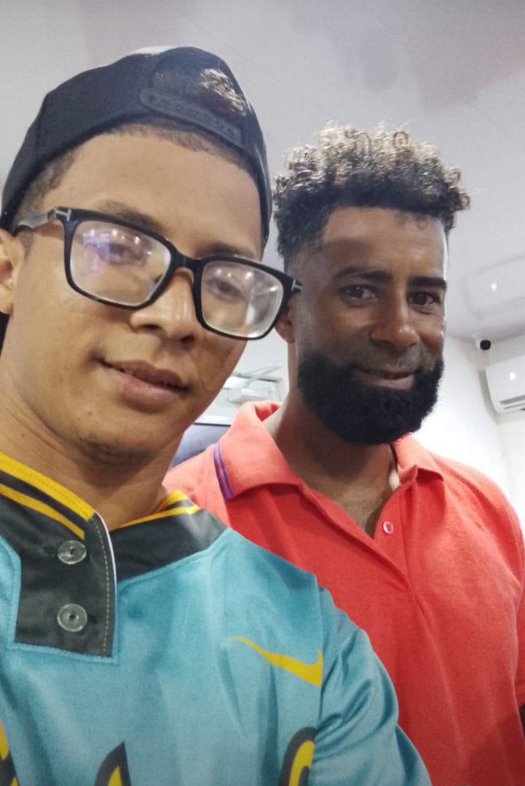 Dos jóvenes mueren en accidente de tránsito en la salida Nagua–Cabrera