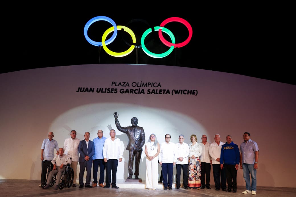 Fundación Juan Ulises García Saleta, inaugura plaza olímpica en honor al padre del olimpismo