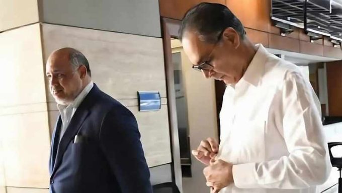 Abogado de Santiago Hazim dice exfuncionario podría morir de manera súbita si es enviado a prisión