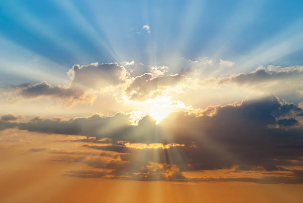 Ambiente mayormente soleado y temperaturas agradables este domingo, informa Indomet