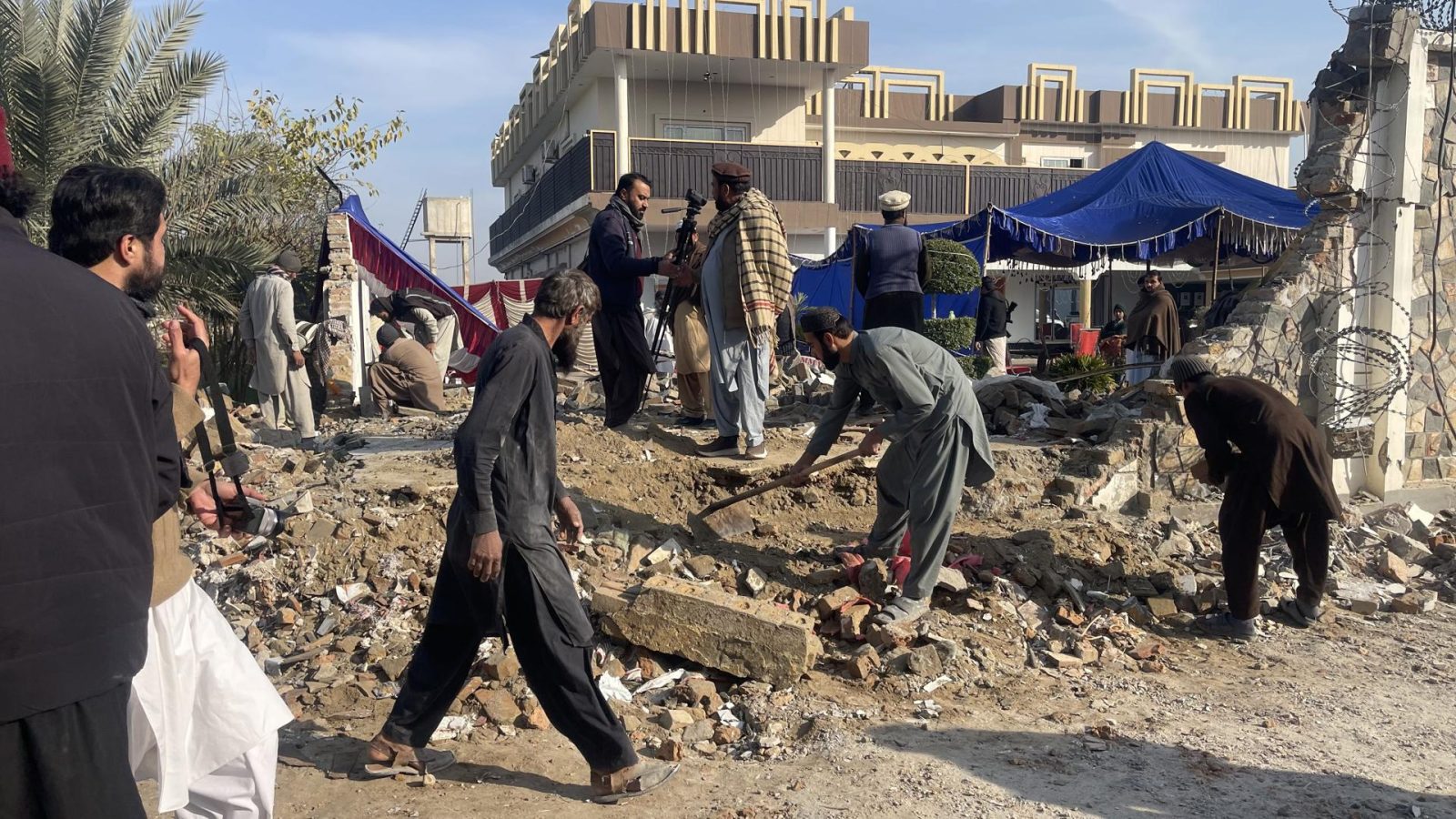 Al menos 7 muertos y 25 heridos en un ataque suicida en una boda en Pakistán