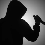 Estudiante mata a puñaladas a compañero de 18 años tras discusión por una joven