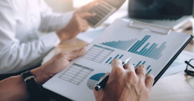 Tasas de préstamos comerciales bajan un poco; para hipotecarios y consumo siguen altas