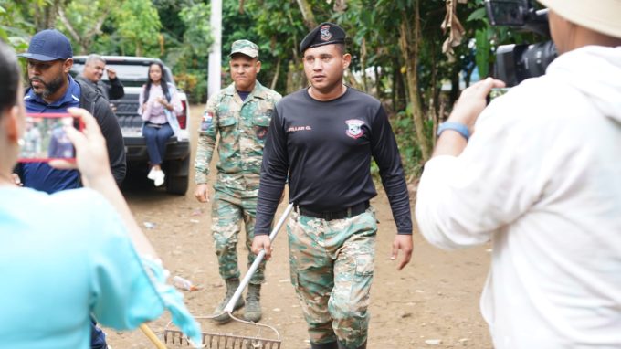 Barrero consternada tras muerte de niña de tres años y arresto de parientes cercanos implicados