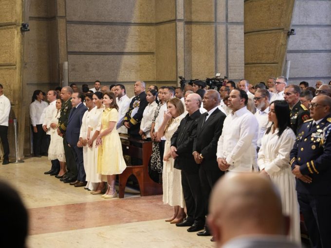 Funcionarios asisten a la misa solemne en honor a la Virgen de la Altagracia en Higüey; Abinader no acude