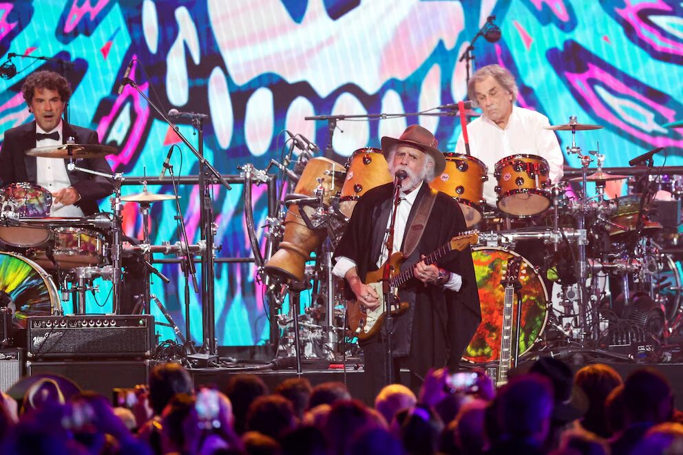 Murió Bob Weir, guitarrista y fundador de la mítica banda Grateful Dead | 2 | Murió Bob Weir, guitarrista y fundador de la mítica banda Grateful Dead - Noticias de hoy en República Dominicana | De Último Minuto