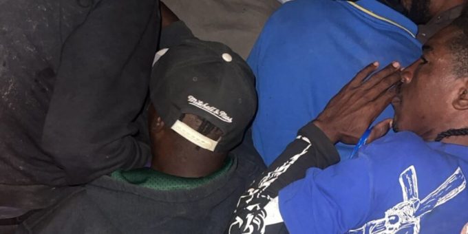 Ejército intercepta jeepeta con 19 nacionales haitianos en condición migratoria irregular en Dajabón