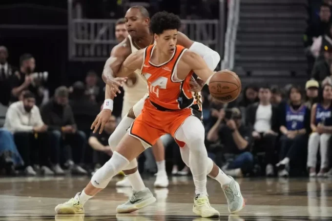 Al Horford anota 17 puntos en la caída de los Golden State Warriors ante los Los Angeles Clippers