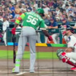 Raleigh deja a Arozarena con la mano extendida en duelo entre EE. UU. y México