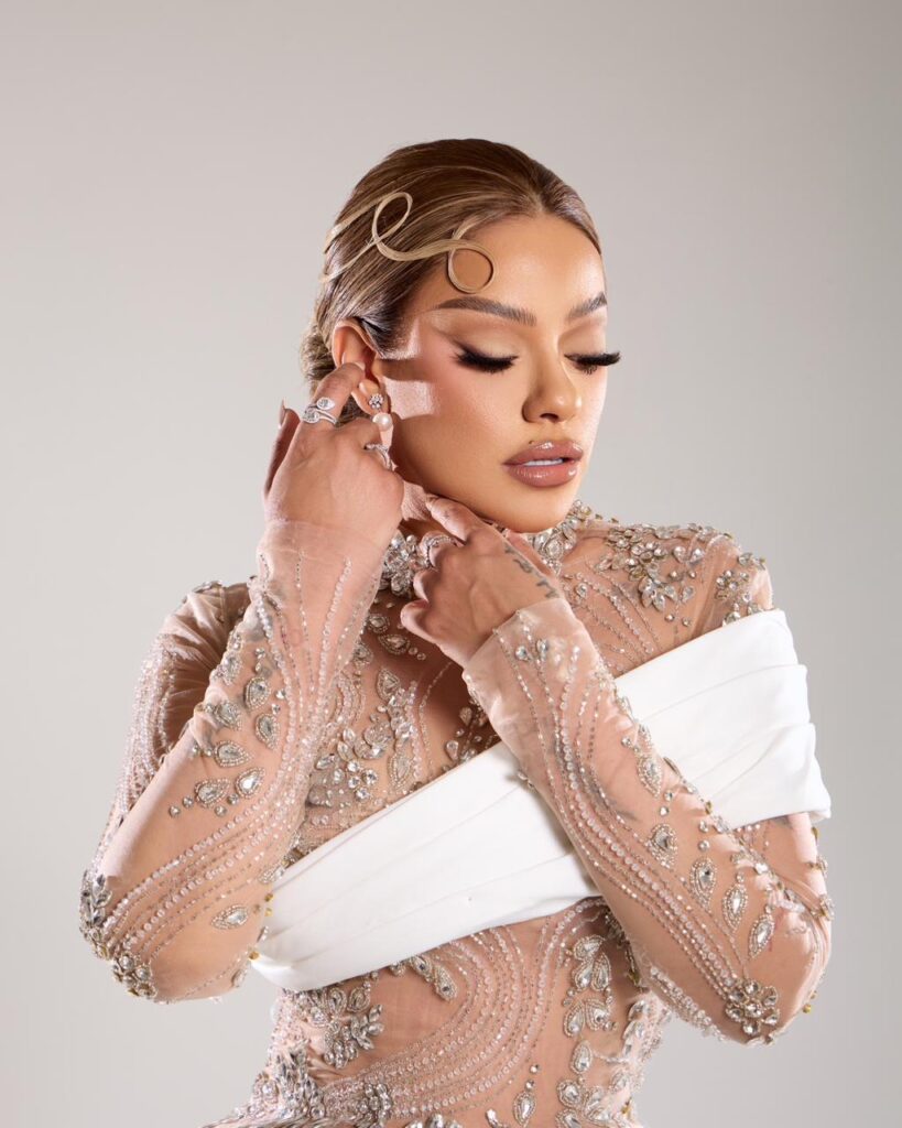 Simbolismo e intención: el mensaje detrás del look de La Insuperable en Premios Soberano 2026 | 3 | Simbolismo e intención: el mensaje detrás del look de La Insuperable en Premios Soberano 2026 - Noticias de hoy en República Dominicana | De Último Minuto