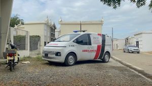 Balacera por presunta disputa de drogas deja dos muertos y un herido en Santiago Oeste